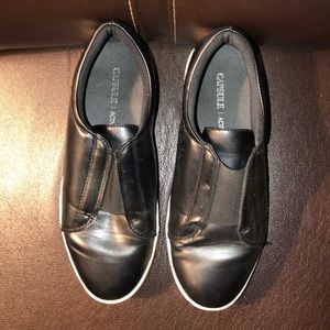 Capsule Active Black Slip Ons Size 7 E
